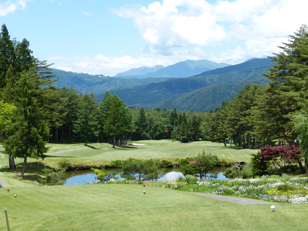 鷲ヶ岳高原ゴルフ倶楽部